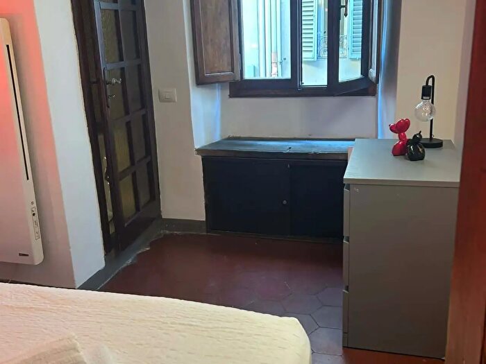 Appartamento monolocale in affitto in Via Maggio, Firenze