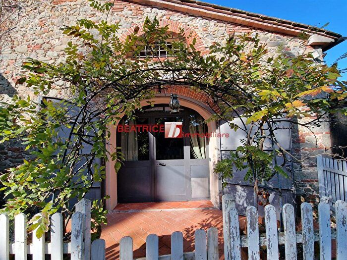 Casa quadrilocale in vendita in Via di Gragnano, Capannori