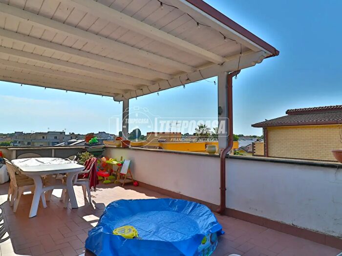 Appartamento trilocale in vendita in Via Trincea delle Frasche, Fiumicino