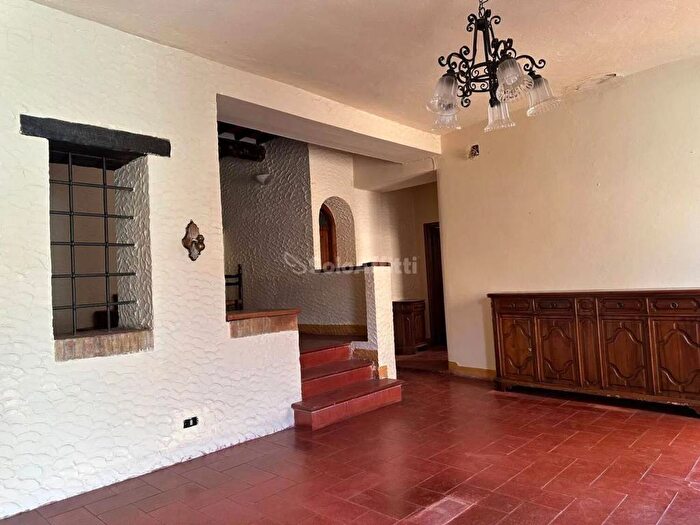 Appartamento con 5 locali in affitto in Pieve A Presciano, Laterina Pergine Valdarno