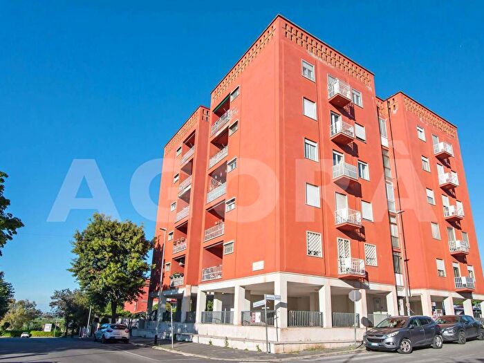 Appartamento trilocale in affitto in Via Giovanni Andrea Scartazzini, Casal Bernocchi, Roma