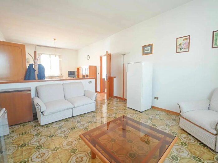 Appartamento quadrilocale in vendita in Via Venezia, Savignano Sul Rubicone
