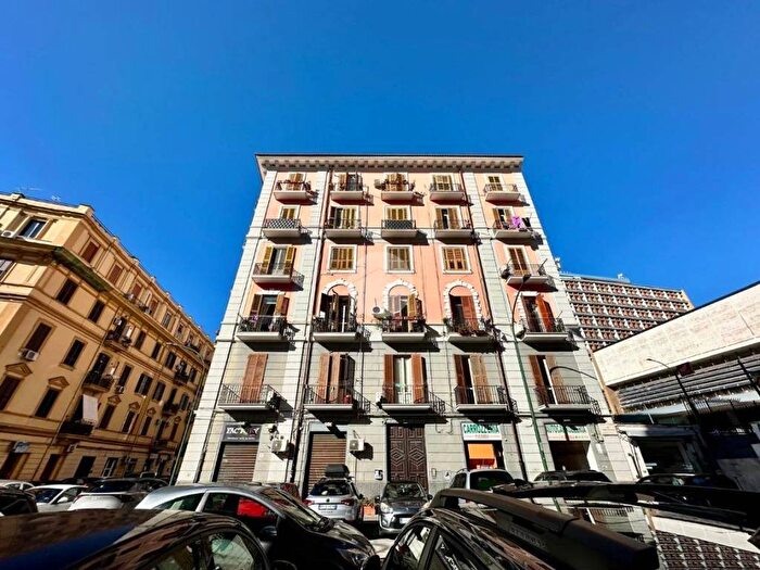 Appartamento bilocale in affitto in Via Giambattista Licata, Fuorigrotta, Napoli
