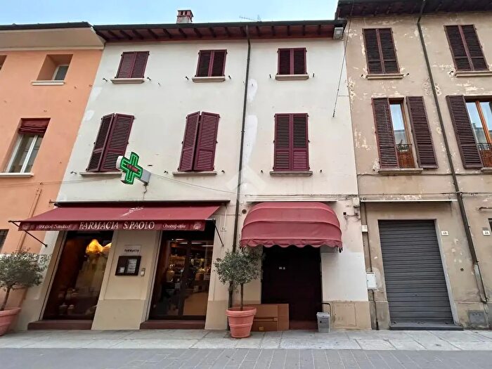 Appartamento con 5 locali in affitto in Via Vittorio Veneto, Massa Lombarda
