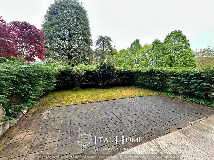 Appartamento bilocale in vendita in Via Mameli, Castelnuovo Del Garda