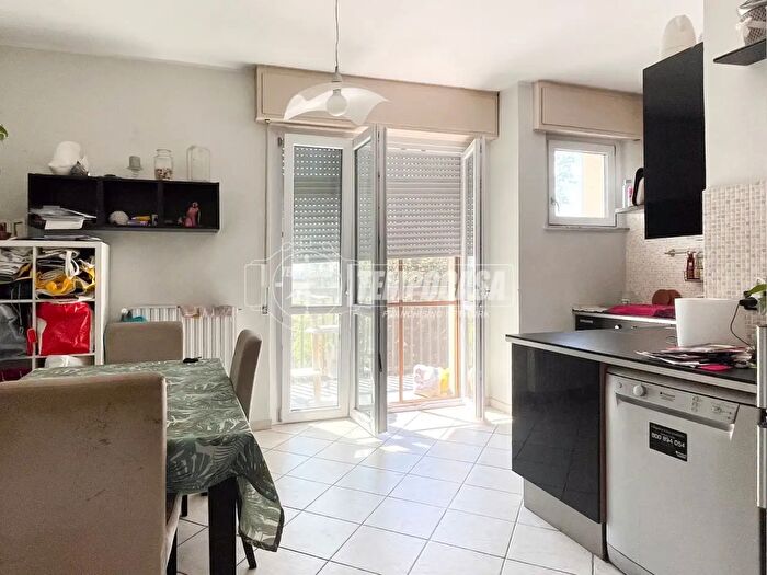 Appartamento trilocale in vendita in Via G Puccini, Tribiano