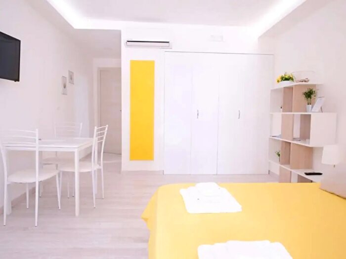 Appartamento bilocale in vendita in Via Benedetto Cairoli, Bari
