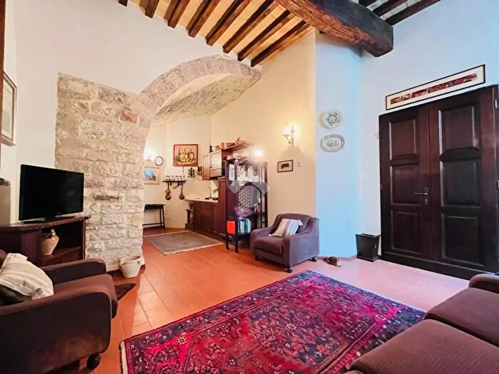 Appartamento quadrilocale in affitto in Corso Giuseppe Mazzini, Assisi