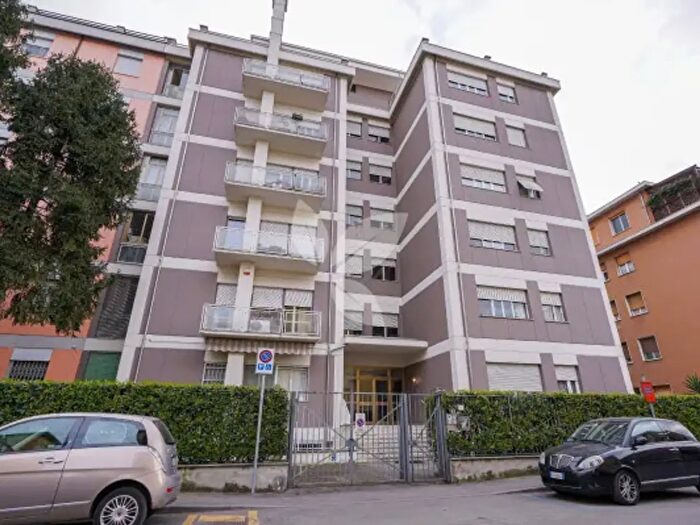 Appartamento trilocale in vendita in Via Giuseppe Cenni, Parma