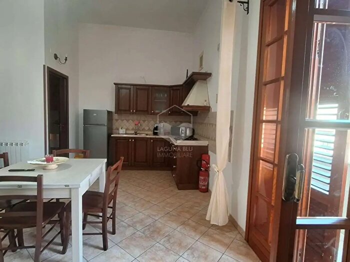 Appartamento trilocale in affitto in Via Calatafimi, Mazara Del Vallo
