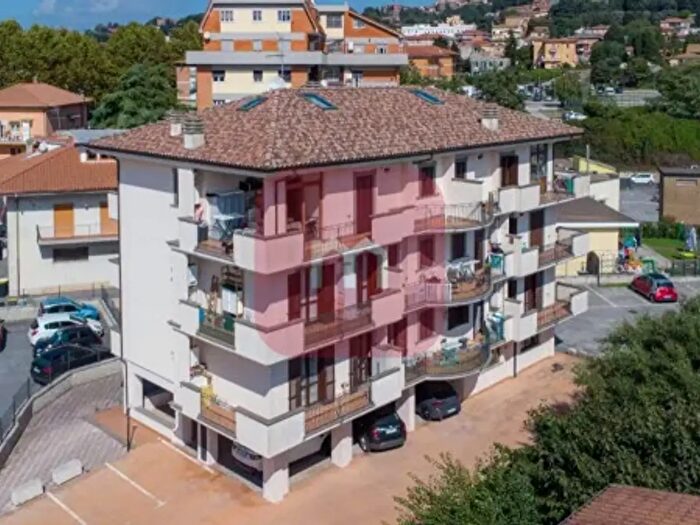 Appartamento trilocale in vendita in Via della Colombella, Palestrina