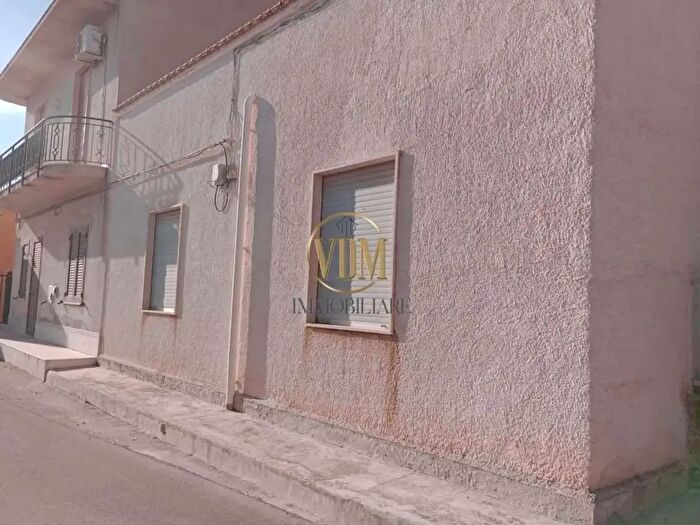 Casa con 6 locali in vendita in Marsala