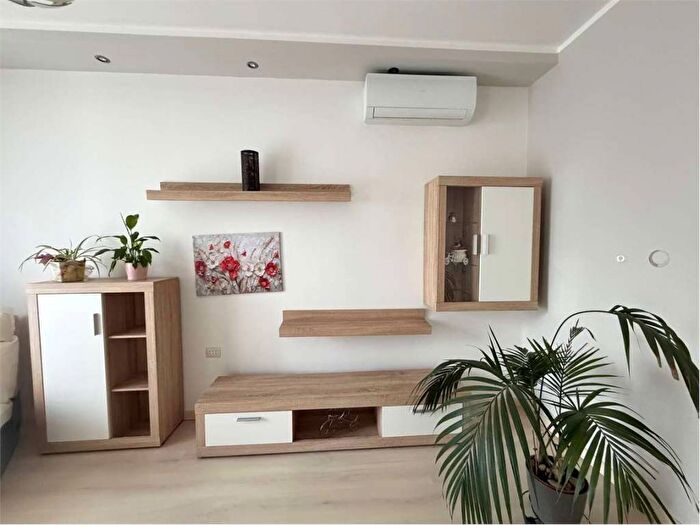 Appartamento trilocale in affitto in via Sinibaldi, Via Marconi San Nicolò, Spoleto