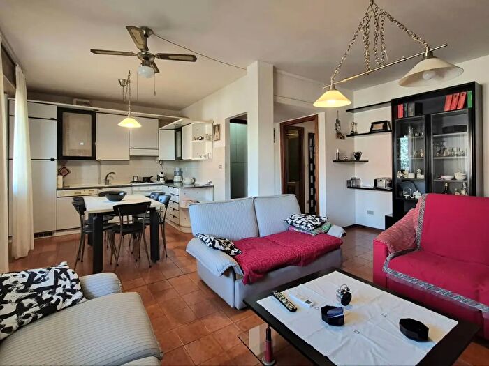 Appartamento trilocale in vendita in Via Caduti sul Lavoro, Poggio Renatico