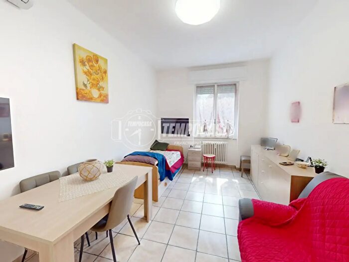 Appartamento bilocale in vendita in Via Cesare Battisti, Cinisello Balsamo