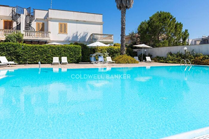 Appartamento trilocale in vendita in Via Giuseppe Cino, Nardo