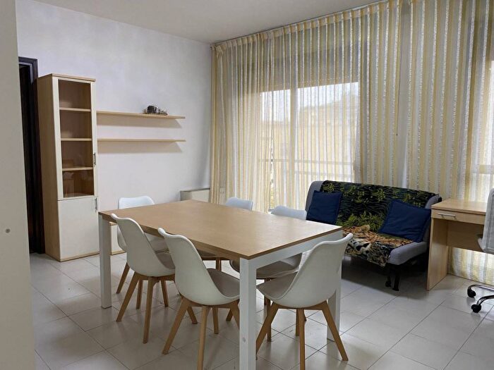 Appartamento trilocale in affitto in Piazza Alcide De Gasperi, Stazione, Padova