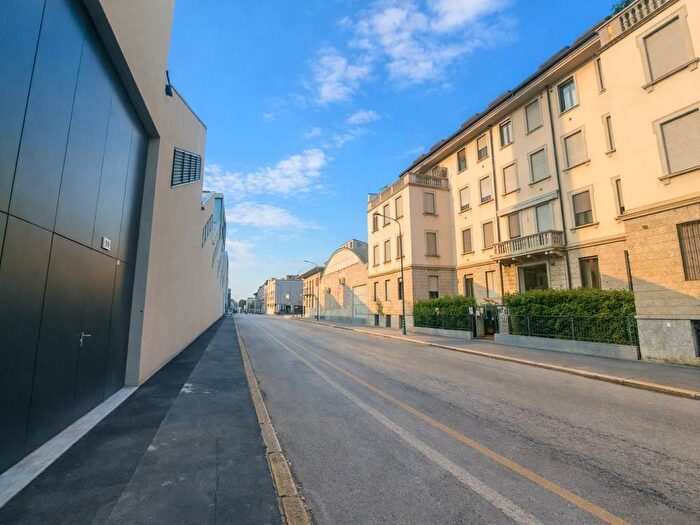Appartamento monolocale in affitto in Via Gargano, Corvetto, Milano
