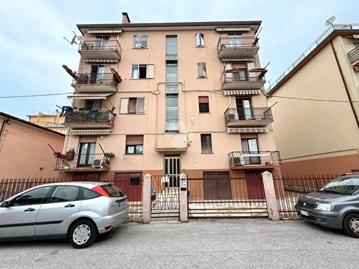 Appartamento trilocale in vendita in Via Giovanni Battista Piazzetta, Venezia