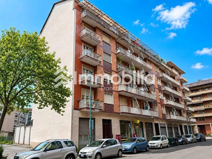 Appartamento bilocale in vendita in Via Bagnasco, Torino