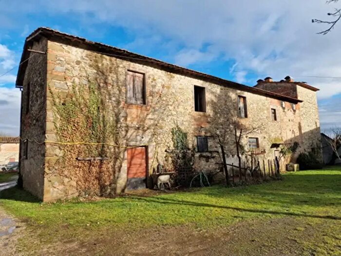 Casa con 6 locali in vendita in Strada Provinciale della Libbia, Anghiari