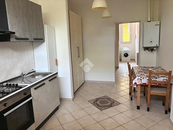 Appartamento monolocale in vendita in Via S Donato, Bologna