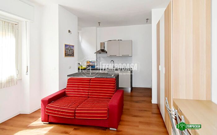 Appartamento monolocale in vendita in Via Meloria, Milano