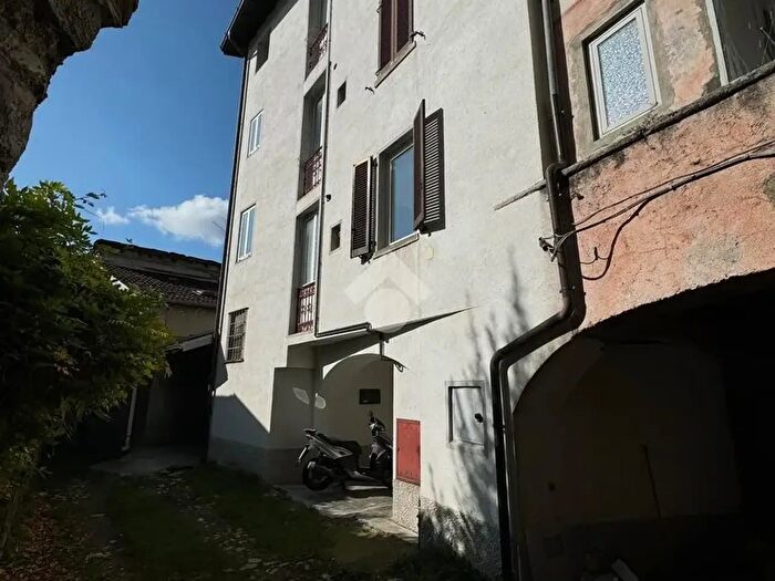 Appartamento monolocale in affitto in Via Castello, Centro Valle Intelvi