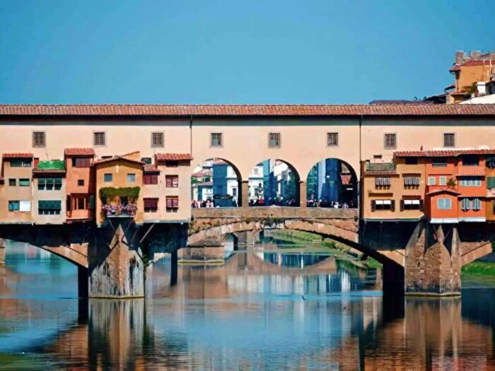 Appartamento trilocale in affitto in Borgo Santi Apostoli, Piazza della Repubblica, Firenze