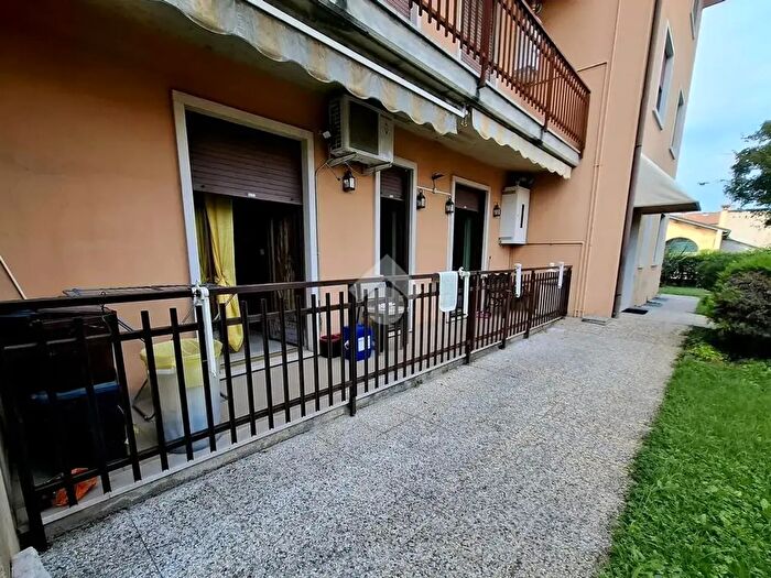 Appartamento bilocale in vendita in Via Tintoretto, Zevio