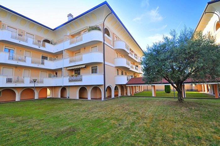 Appartamento trilocale in vendita in Mesero