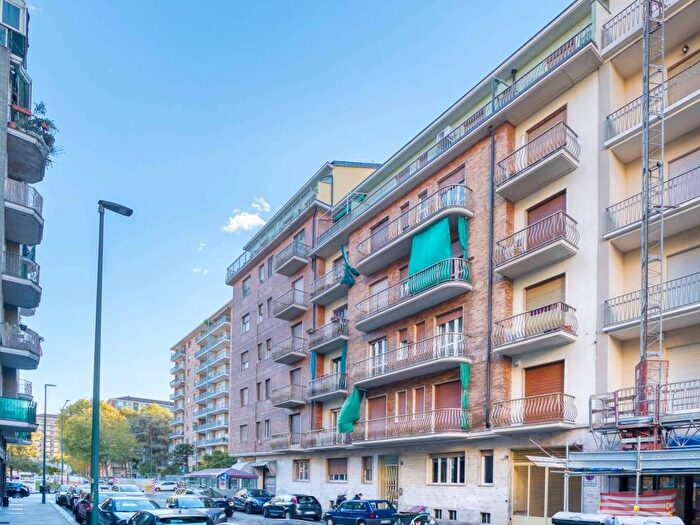Casa bilocale in affitto in via PORDENONE, Santa Rita, Torino