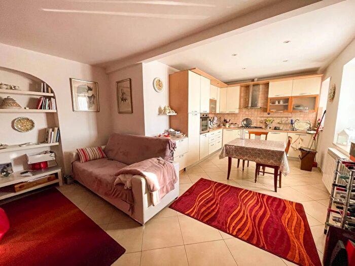 Appartamento quadrilocale in vendita in Strada Selva Nera, Capalbio