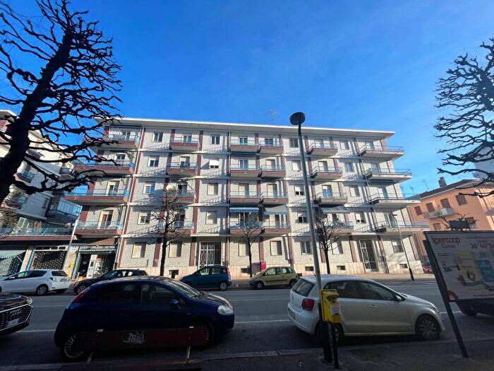 Appartamento trilocale in affitto in Corso Vittorio Emanuele II, San Paolo Cuneo, Cuneo