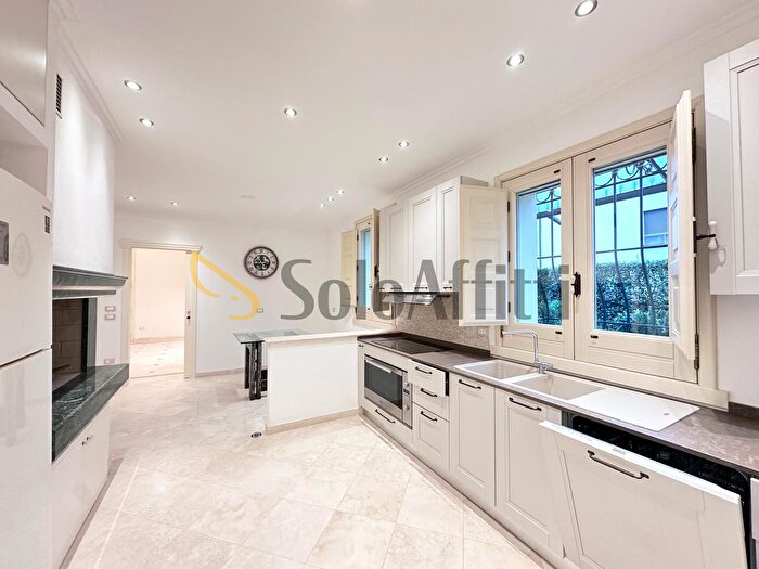 Casa con 10 locali in affitto in Via Firenze Sn, Faenza