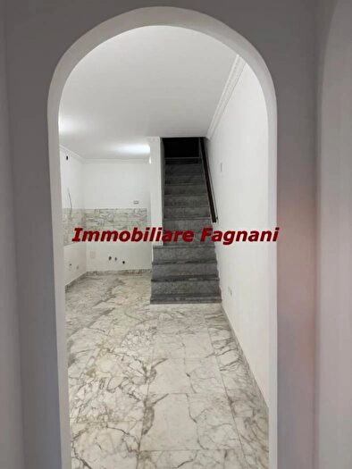 Appartamento trilocale in vendita in Via PaolinaVelletri, Velletri