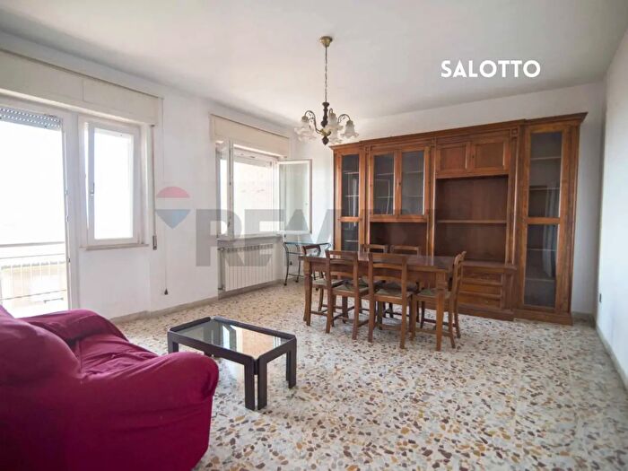Appartamento con 5 locali in vendita in Via del Portoncino Quarta Traversa, Roccastrada