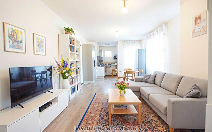 Appartamento con 5 locali in vendita in Via dellAnnunziata, Mondovi