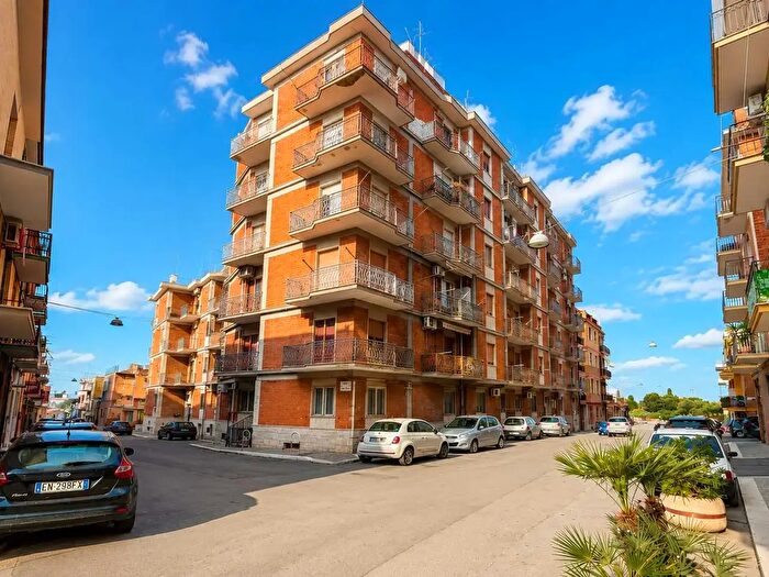 Appartamento trilocale in vendita in Vai Campo, Lucera