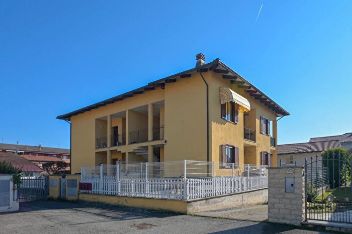 Case in Vendita e in Affitto - 3