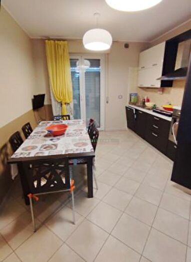 Appartamento con 6 locali in vendita in Via Flavio Gioia, San Salvo