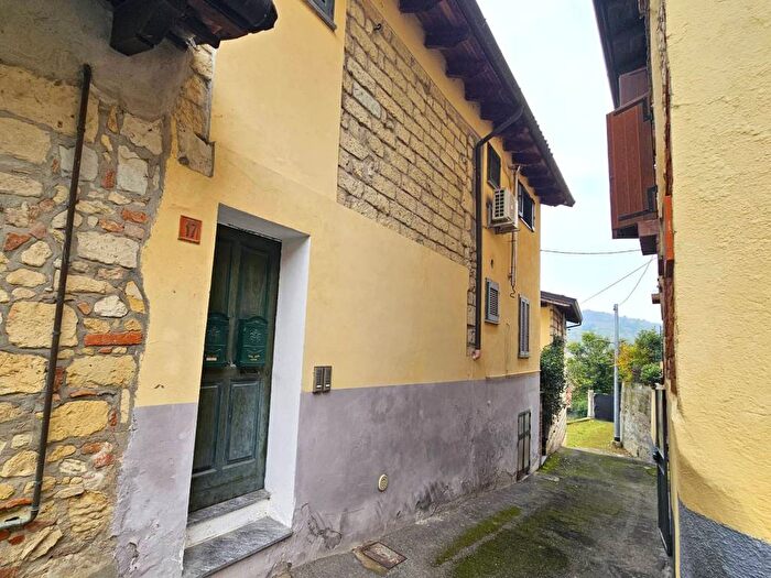 Appartamento bilocale in affitto in Via Sissarda, Centro, Ottiglio