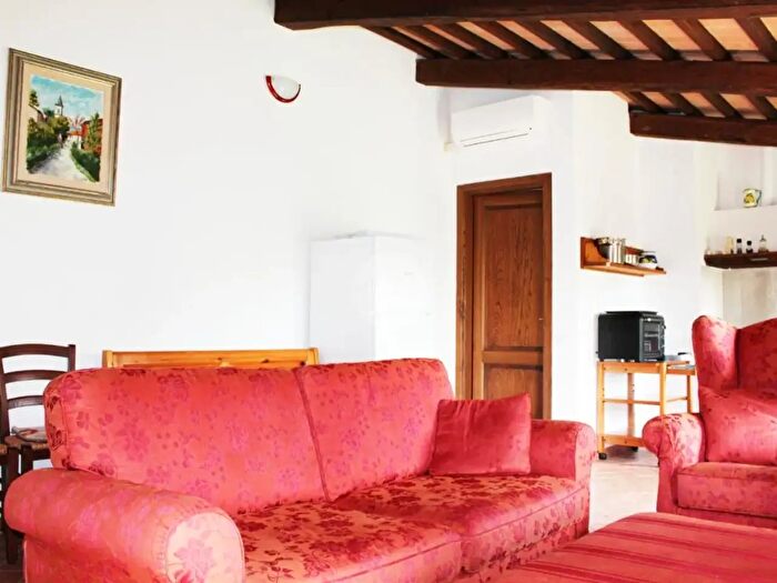 Casa bilocale in vendita in Via Corsetto E Vergiole, Pistoia