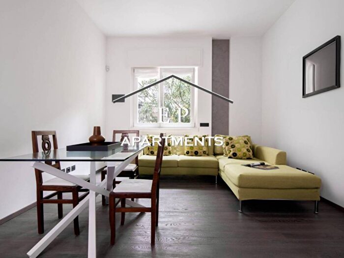 Appartamento bilocale in affitto in Cenisio, Milano