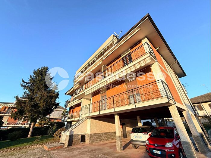 Appartamento trilocale in vendita in Via Verrua Savoia, Brusasco
