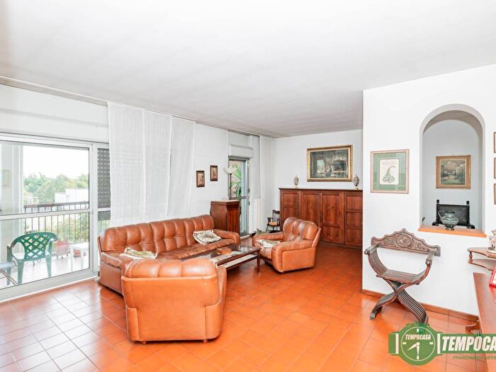 Appartamento trilocale in affitto in Via Carlo Jannozzi, Centro, San Donato Milanese