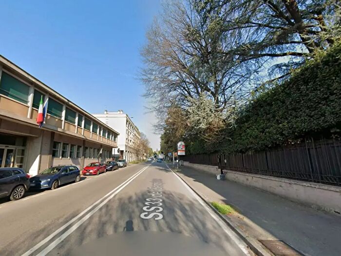 Case in Vendita e in Affitto - 2