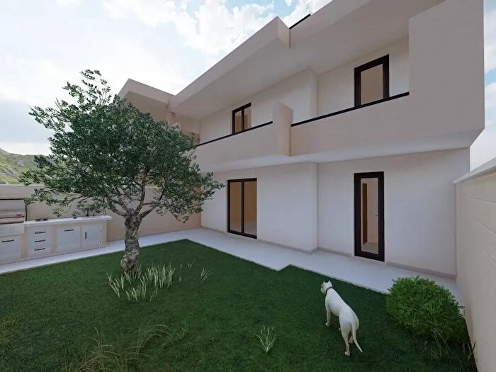 Casa quadrilocale in vendita in Via Dante, Sinnai