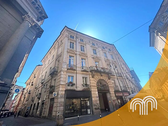 Appartamento bilocale in vendita in Via Milano, Torino