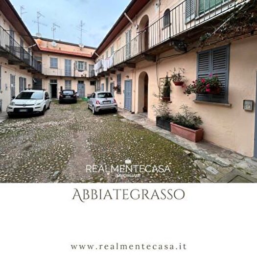 Appartamento bilocale in vendita in Via Costantino Cantù, Abbiategrasso